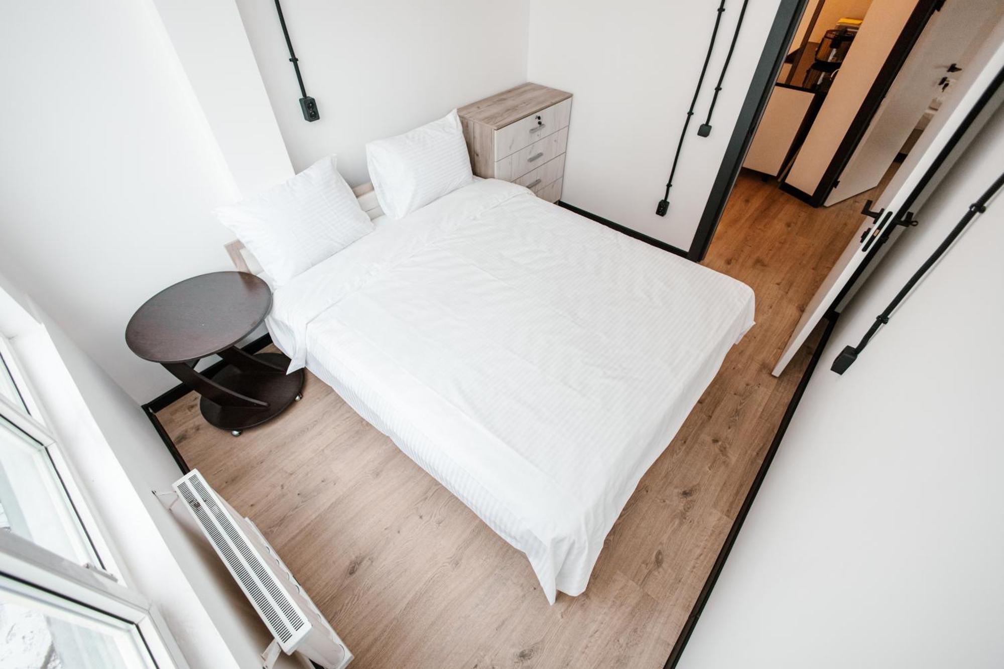 68 Hostel Bisjkek Eksteriør bilde